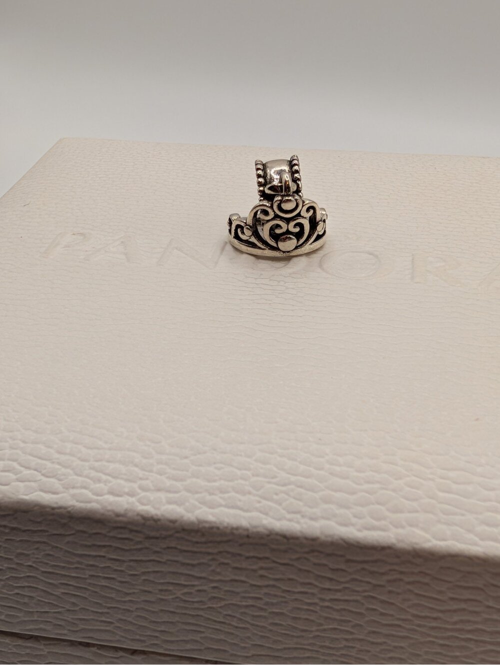 Pandora charm Disney ALE Cinderella crown